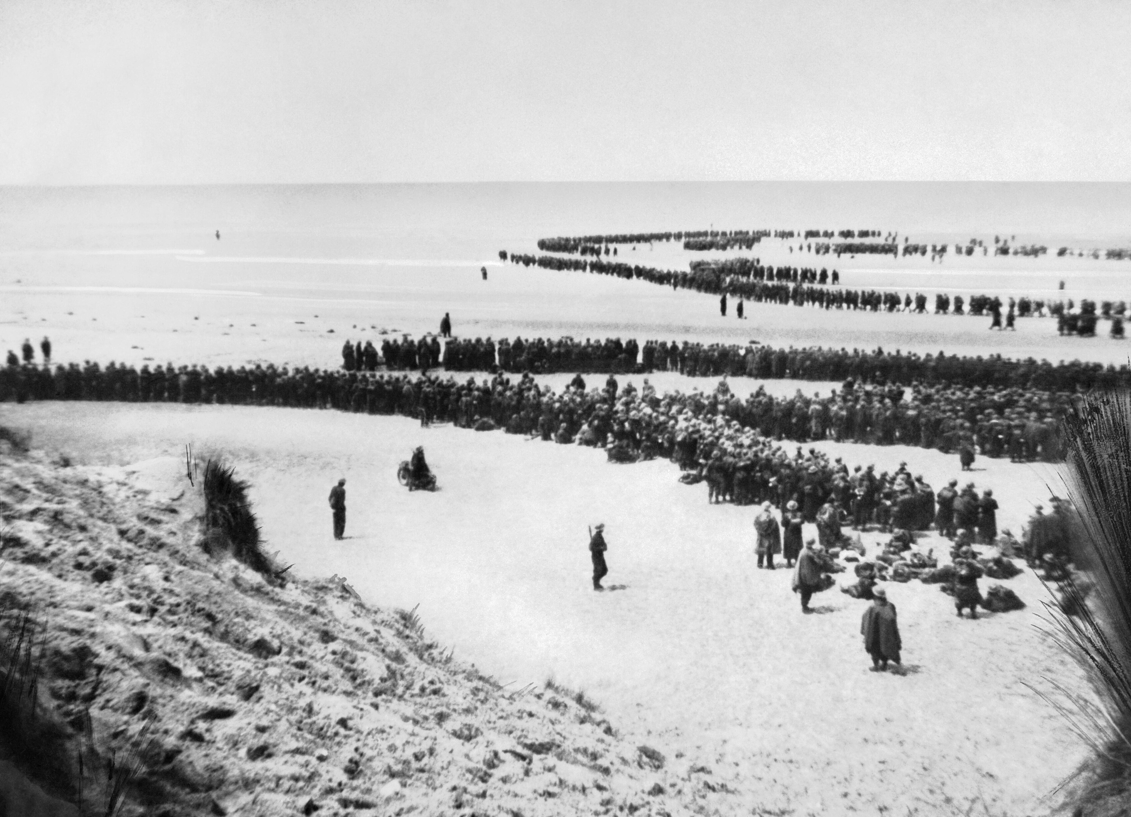 Dunkirk Evacuation, 1940 — historical photograph