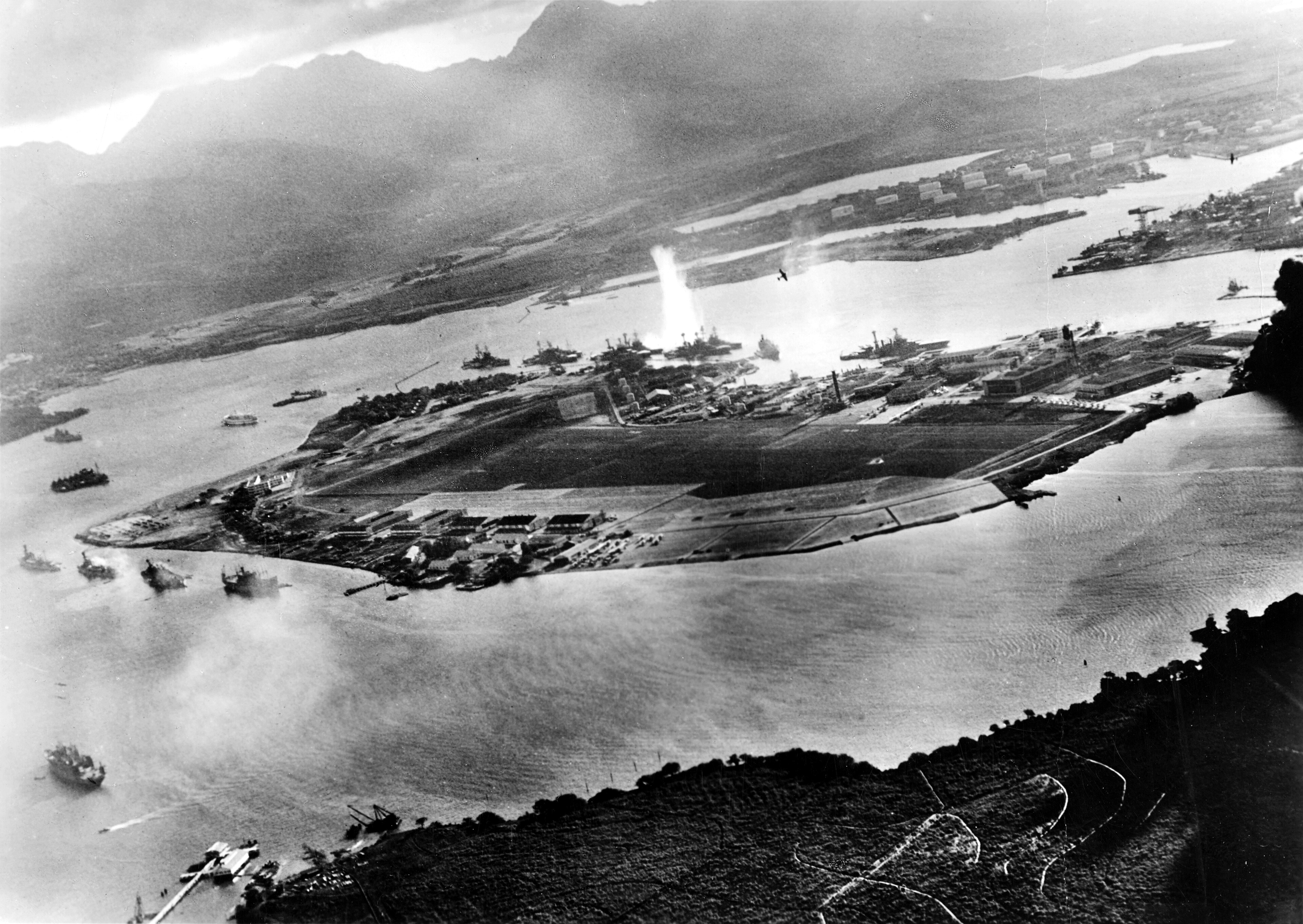 Attack on Pearl Harbor, 1941 — historical photograph